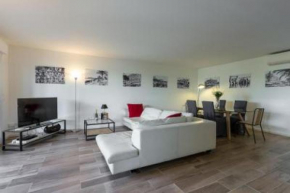 Modern spacious 3 Bed 2 Bath Apt in quiet residential area of Cannes walking distance to Croisette 1769